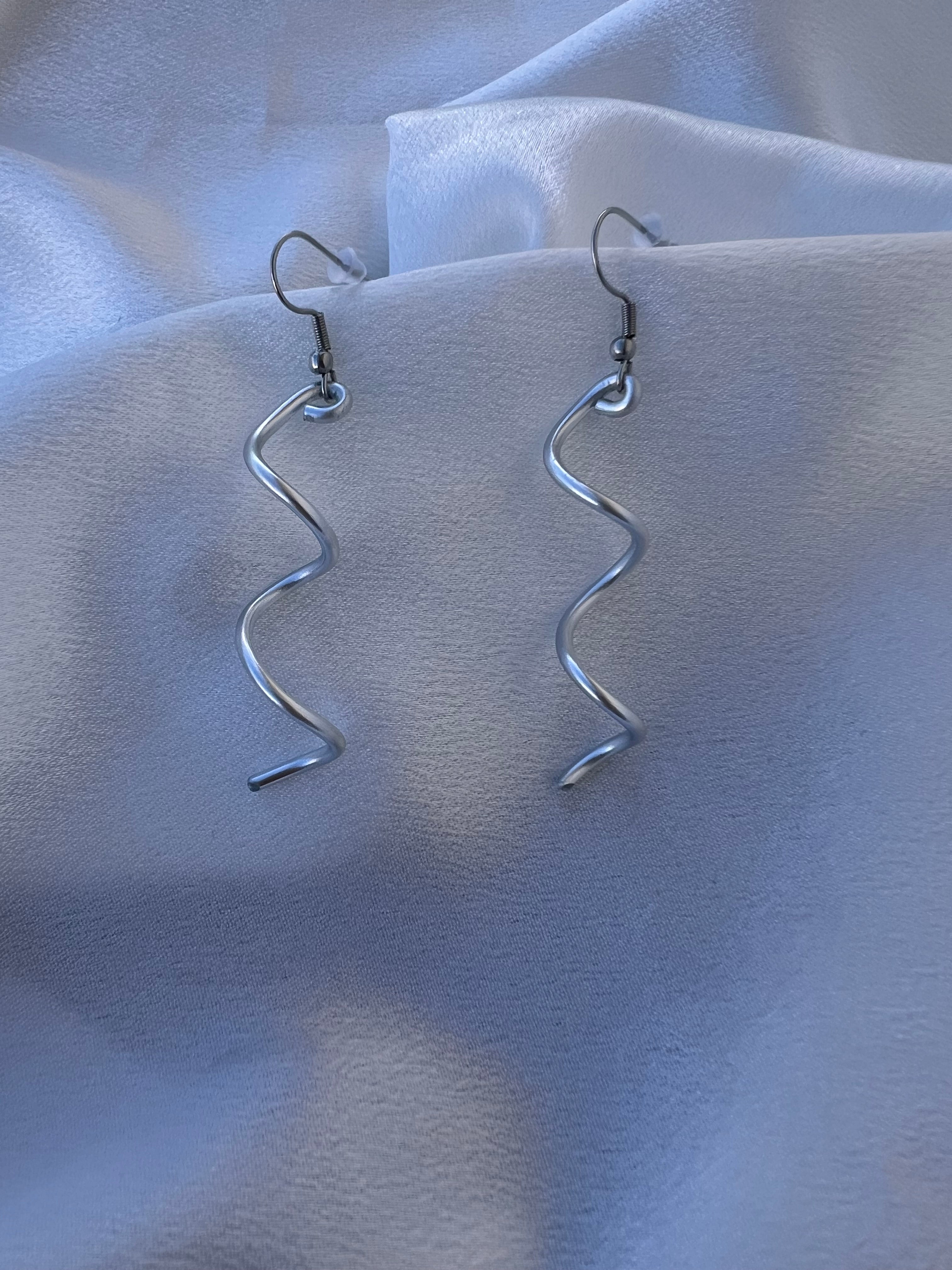 Σκουλαρίκια αλουμινίου