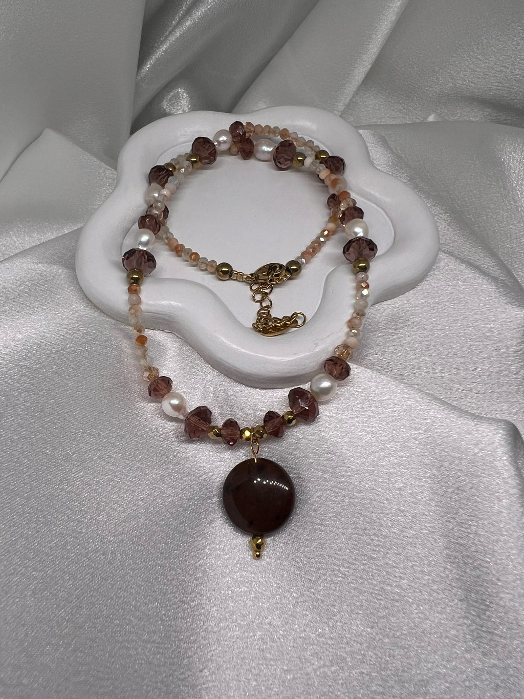 Κολιέ με Κρεμαστή Πέτρα