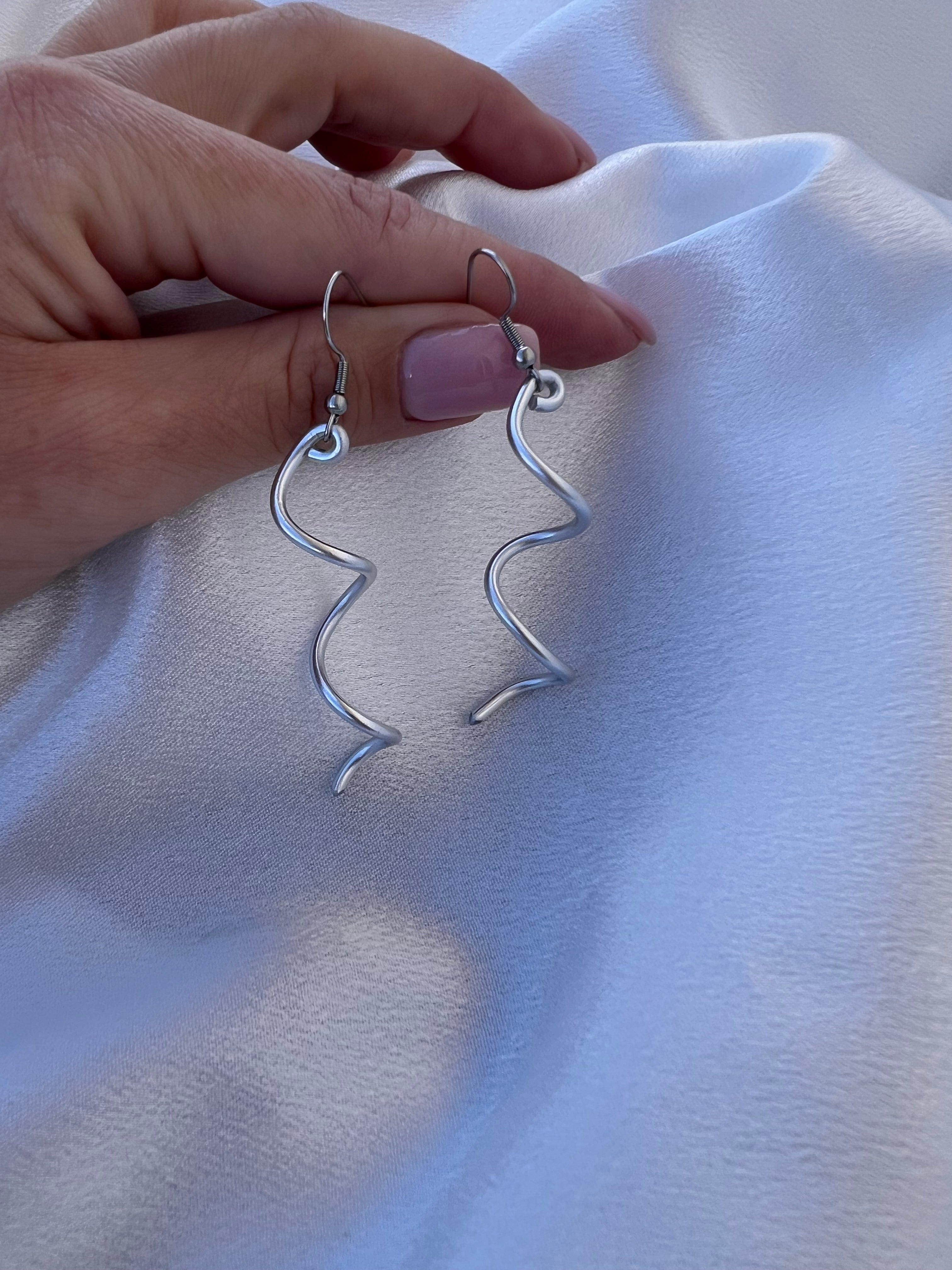 Σκουλαρίκια αλουμινίου