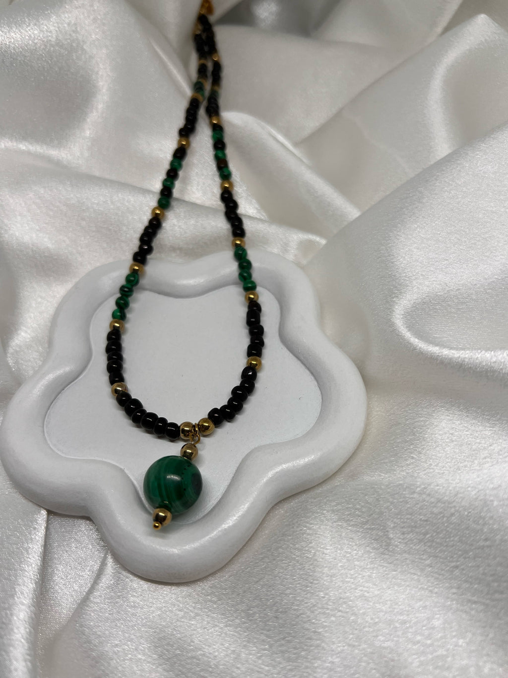 Κολιέ με Κρεμαστό Μαλαχίτη