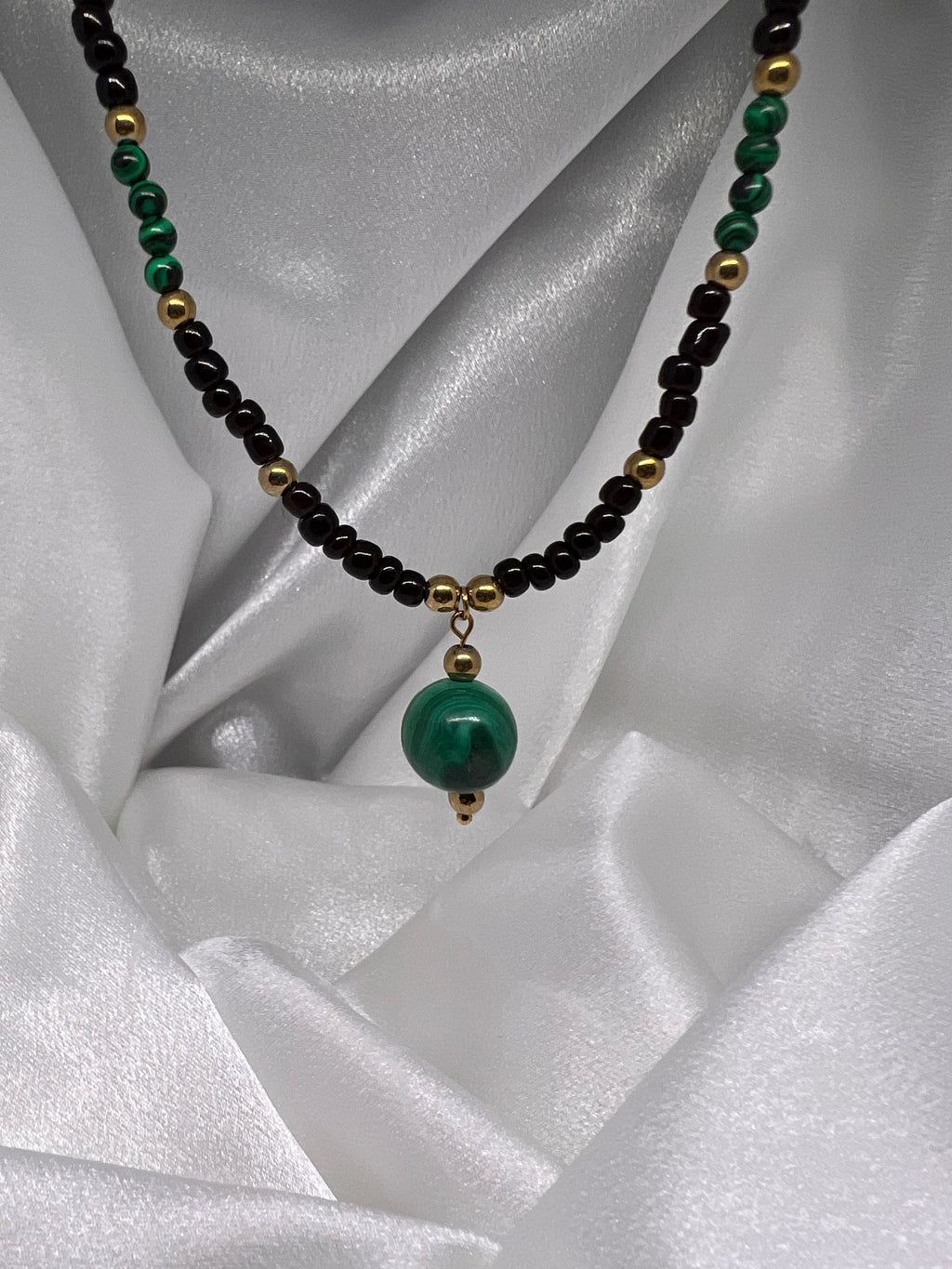 Κολιέ με Κρεμαστό Μαλαχίτη