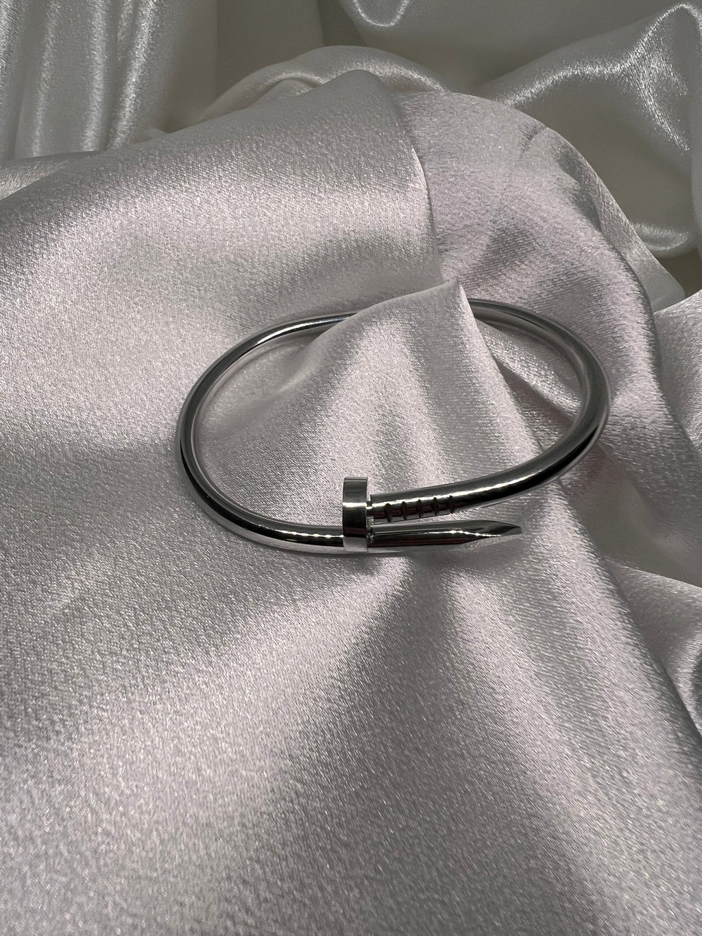 Ατσάλινη χειροπέδα καρφί