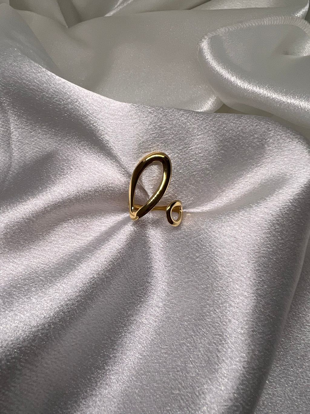 Ατσάλινο χρυσό δακτυλίδι